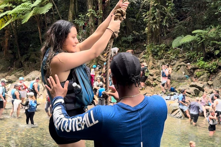 San Juan : Aventure sur le toboggan aquatique d'El Yunque avec transport