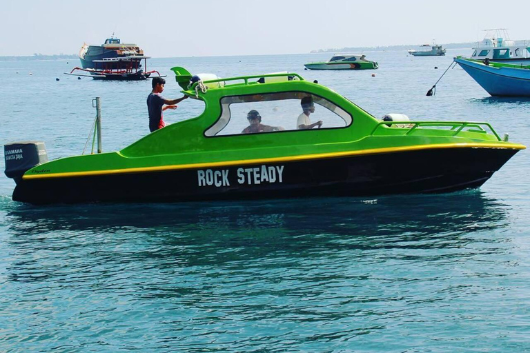 Gili Trawangan: Bangsal Harbor Fast Boat Transfer Gili Trawangan: Teluk nara Fast Boat Transfer