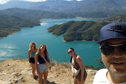 Tour privado de un día al Lago Bovilla desde Tirana