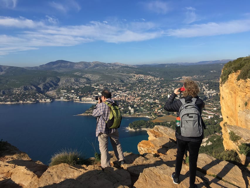 Cassis, Calanque of Port Miou and Cap Canaille from Aix - Housity
