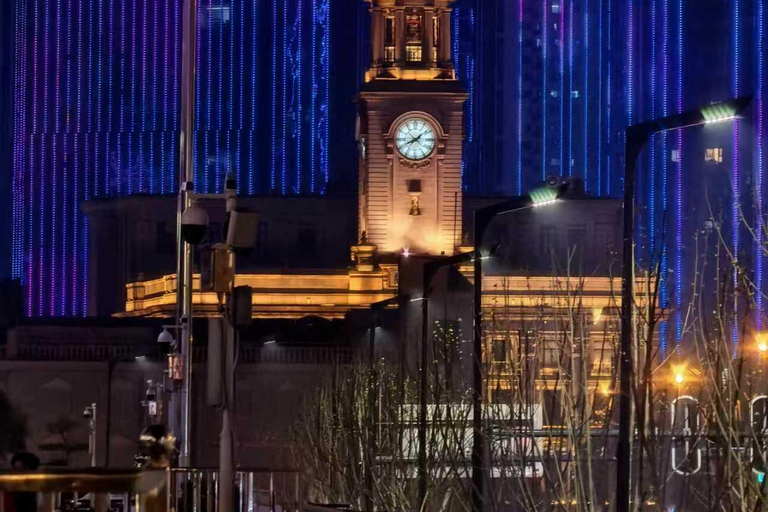 Wuhan: Night Walking Tour with Guide