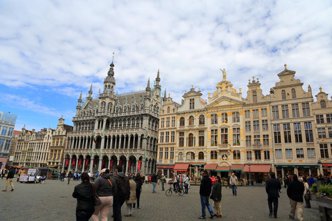 Von Paris aus: Geführte Tagestour nach Brüssel und Brügge