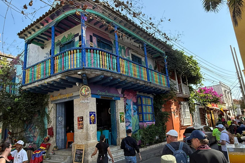 Tour insolito e autentico attraverso Cartagena de Indias, ColombiaUn tour super speciale e autentico a Cartagena de Indias, Colombia