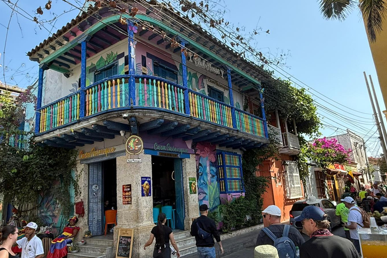 Tour insolito e autentico attraverso Cartagena de Indias, ColombiaUn tour super speciale e autentico a Cartagena de Indias, Colombia