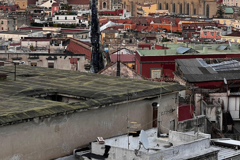 نابولي: جولة إرشادية في المركز التاريخي