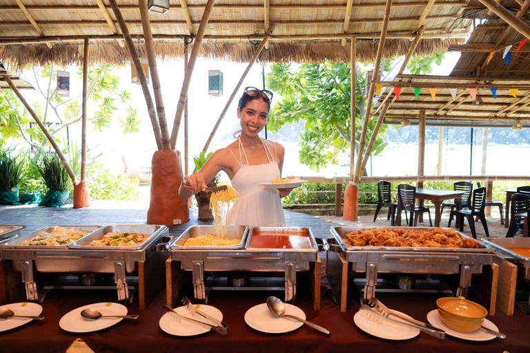 Phuket: Phi Phi, Maya Bay & Maiton Island Tour by Catamaran