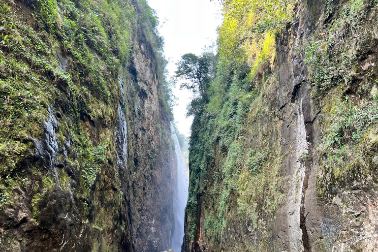 Sapa: Motorrad Tour zum Drgon Wasserfall