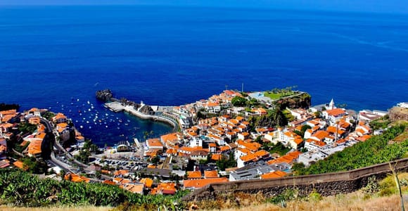 Flowers Of The Forest, Câmara de Lobos 4x4 Jeep Tour