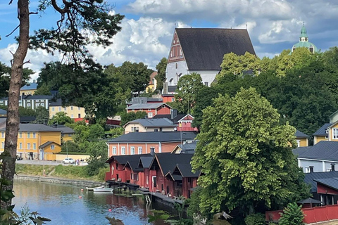 Duo privato di Helsinki e Porvoo in autoDuo giornaliero di Helsinki e Porvoo in auto