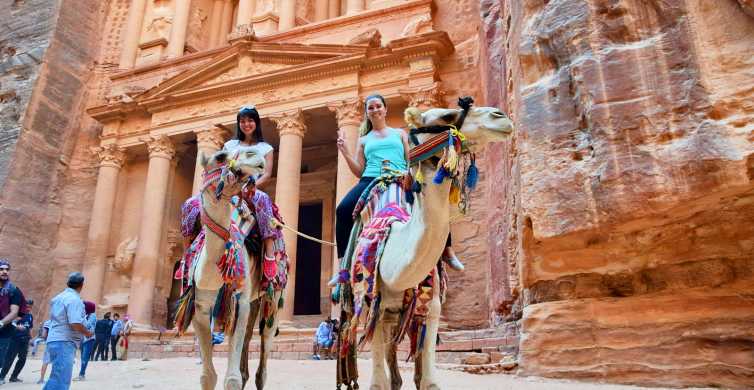 Mirilla Frenesí Extremadamente importante Desde Amán: 2 días en Petra, Uadi Rum y mar Muerto | GetYourGuide