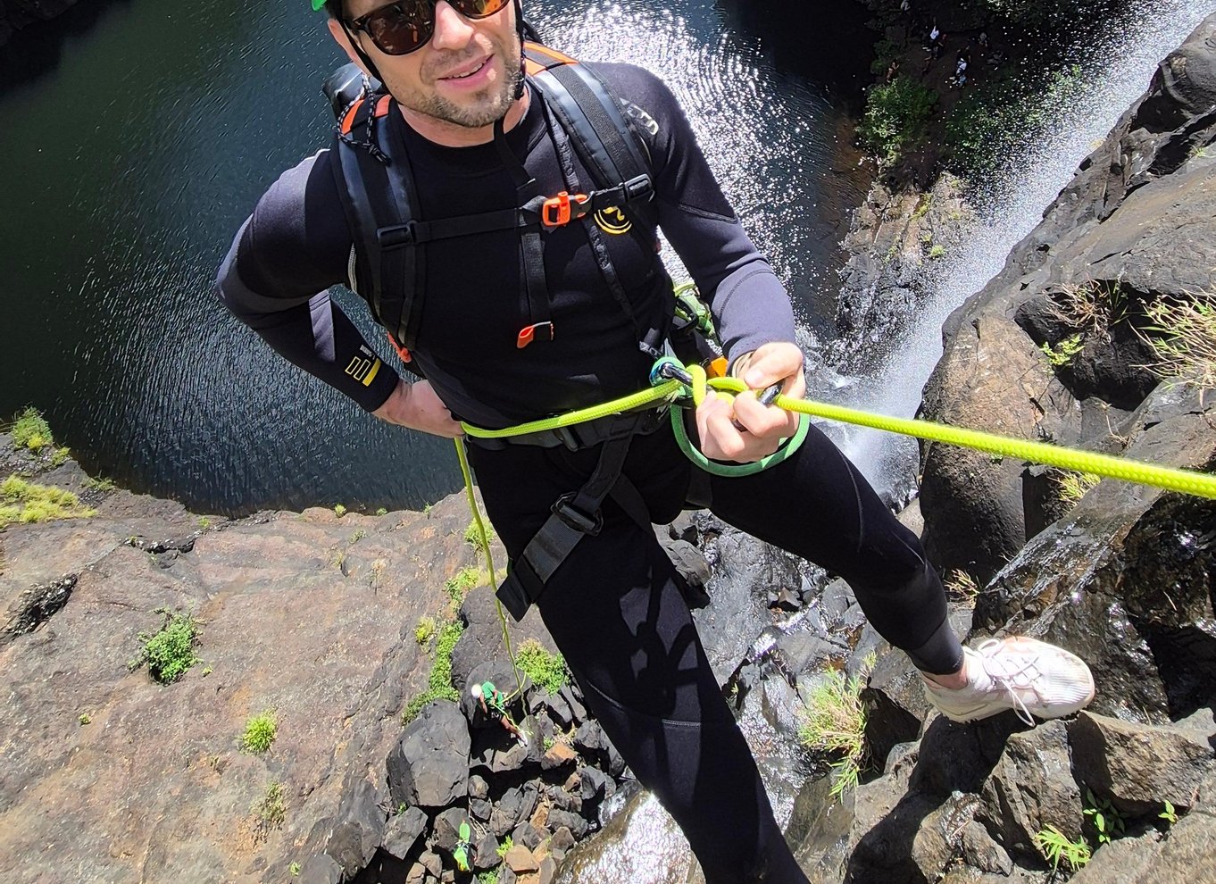 Mauritius: Rutsjebanetur ved Tamarind Falls/canyoning