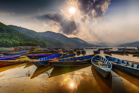 Pokhara Tour Package - 3 dniPokhara Tour Package z Katmandu lub Chitwan - 3 dni