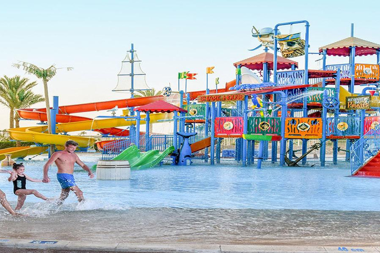 Hurghada: Makadi Water World mit Mittagessen &amp; Transfers