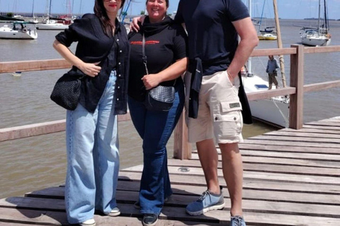 Colonia del Sacramento: Sightseeing Walking Tour & Traditional Tannat Wine Tasting