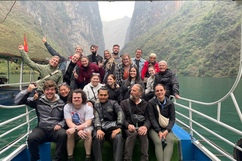 Ha Giang Majestic Tours -3 Dagen Zelf Rijden - Bus Inbegrepen