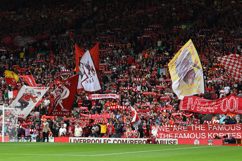 L&#039;esperienza ufficiale del Liverpool nel giorno della partitaLiverpool vs Aston Villa