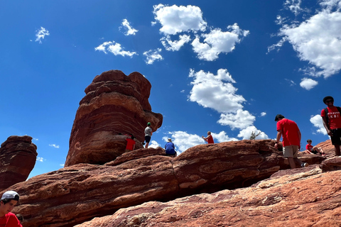 Colorado Springs: Garden of the Gods Guided Jeep Tour