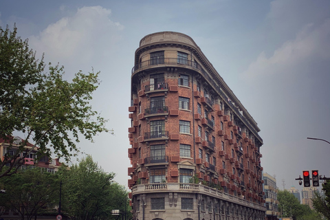 Spiritual Shanghai: Longhua Temple Tour with Food Tasting