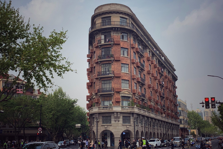 Spiritual Shanghai: Longhua Temple Tour with Food Tasting