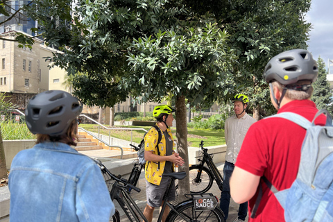 Brisbane: Guided E-Bike Tour with Bluetooth Audio