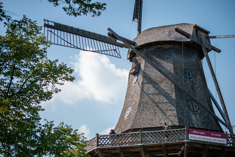 Tuinen en paleizen van Potsdam fietstocht vanuit BerlijnGroepsrondleiding in het Engels