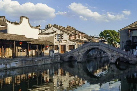 Shanghai: Xitang Night Water Town & Paddleboard Trip