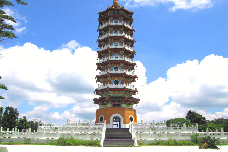 From Taipei: Private 4-Day West & South Taiwan Tour SOLO Traveler