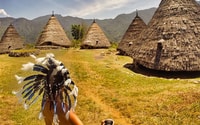 Labuan Bajo、Waerebo Tour 2日間1泊のプライベートまたは共有 - Housity