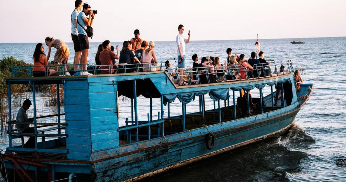 KOMPONG KHLEANG LAKE COMMUNITY-Floating village | GetYourGuide