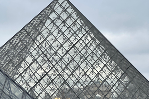 Paryż: Wycieczka piesza po mieście i rejs po Sekwanie