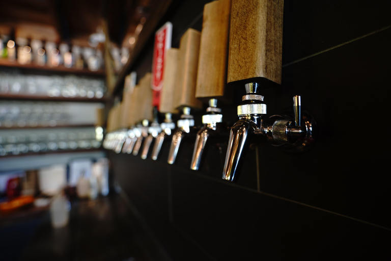 Phoenix: Original Brew Tour with Beer Tastings and Snack