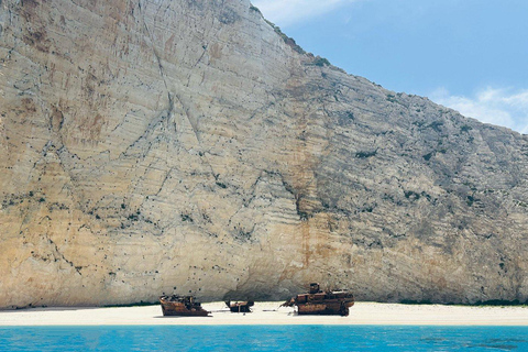 Zakynthos: West Coast Boat Tour with Turtle Spotting