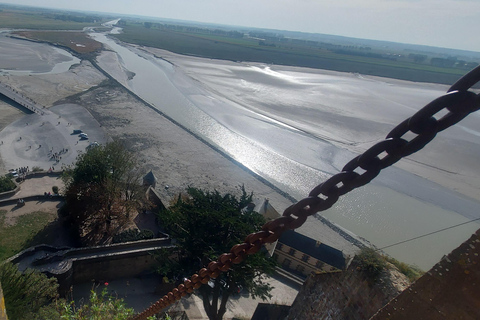 Mont Saint-Michel - Excursion d&#039;une journée en van de luxe 7 personnes au départ de Paris