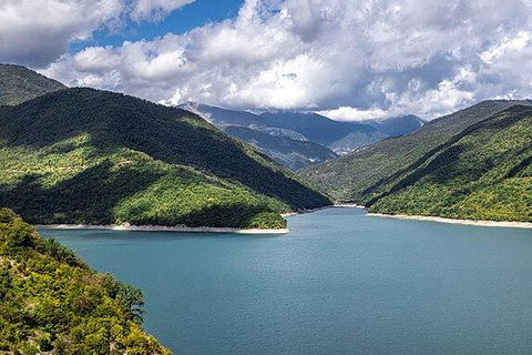 Georgian Highlands: Kazbegi, Gudauri, and Ananuri