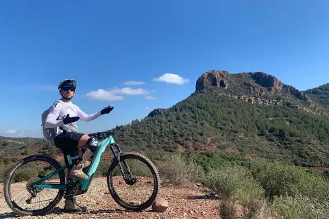 Valencia: Mountain E-Bike Tour + Transfers (atemberaubende Aussichten)