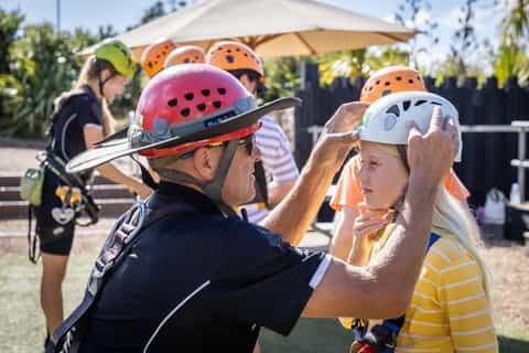 Waiheke Island: Zipline and Native Forest Adventure Trip