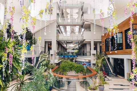 Nairobi: Village Market Guided Tour with Food Tasting village market tour with pickup