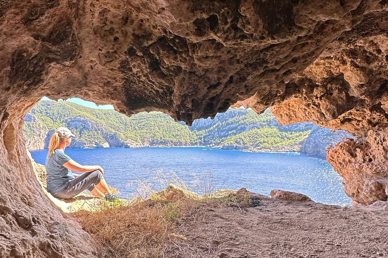 Ibiza: Private Hiking Tour with a Certified Mountain Guide