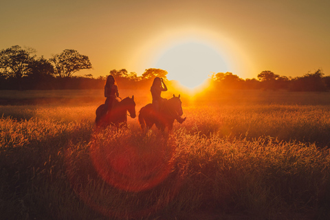Accra: Sunset Horse Ride Along Peaceful Coastal Paths