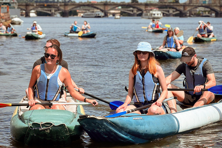 Prague: Guided Canoe Adventure – Discover Prague diferently