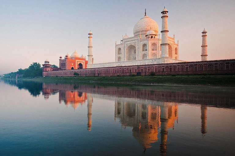 Taj Mahal z widokiem na Yamunę - rejs wycieczkowy