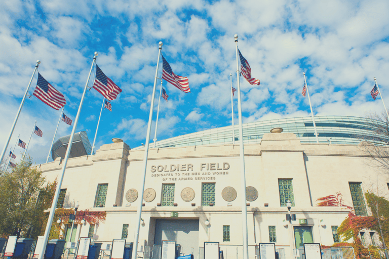 Chicago: Biljett till Chicago Bears fotbollsmatch på Soldier FieldPremium-sittplatser