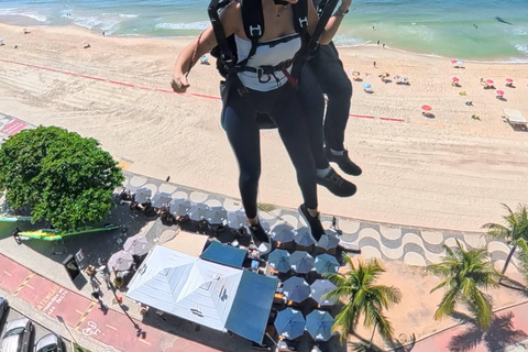 Niterói: Tandem Paragliding Flight with Luciano Miranda – No prior training required. Niterói: Tandem Paragliding Flight with Luciano Miranda – No Training Required