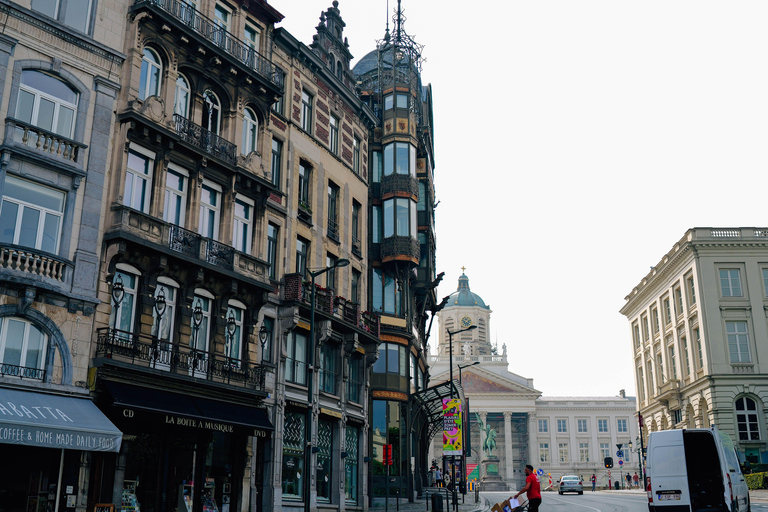 Brussels: Private Walking Tour with a Local Brussels: 2 Hour Private Walking Tour with a Local