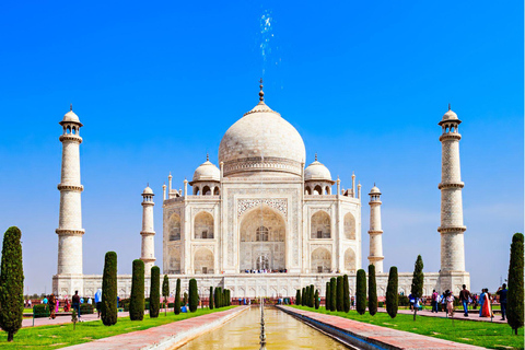 Agra: Skip the Line Ticket to Taj Mahal with Guided Tour