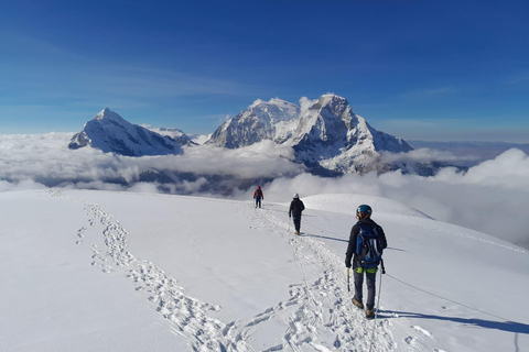 “High-Mountain Expedition: Summit of Vallunaraju from Huaraz” “High Mountain Expedition: Summit of Vallunaraju from Huaraz”