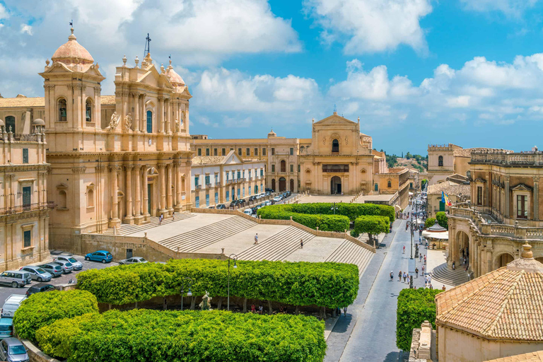 Au départ de Catane : visite guidée de Syracuse, Ortigia, NotoDepuis Catane : Siracusa, Ortigia, Noto.