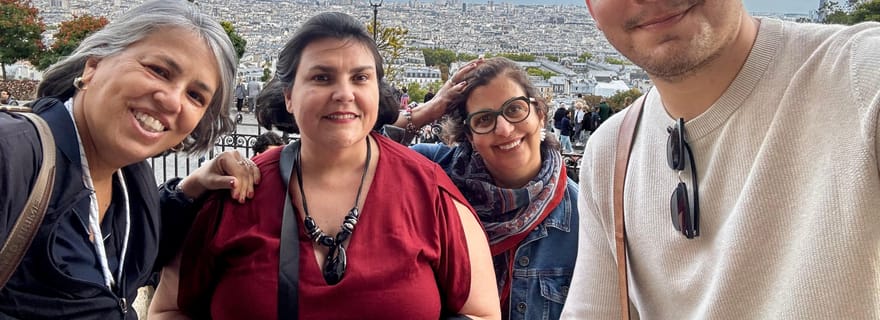 Guide et historien brésilien à Montmartre