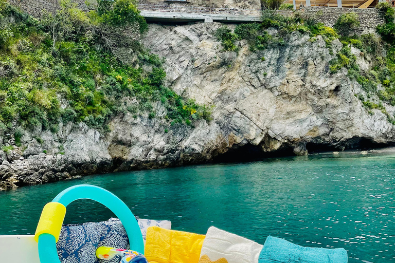 Boat rental without license Amalfi Coast