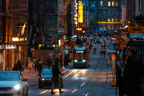 Helsinki: Night Walking Tour with Local Guide